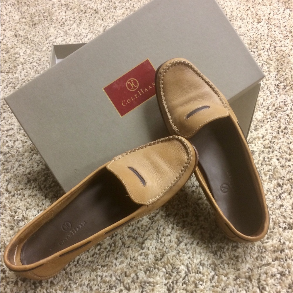 Ladies Cole Haan Leather Loafers